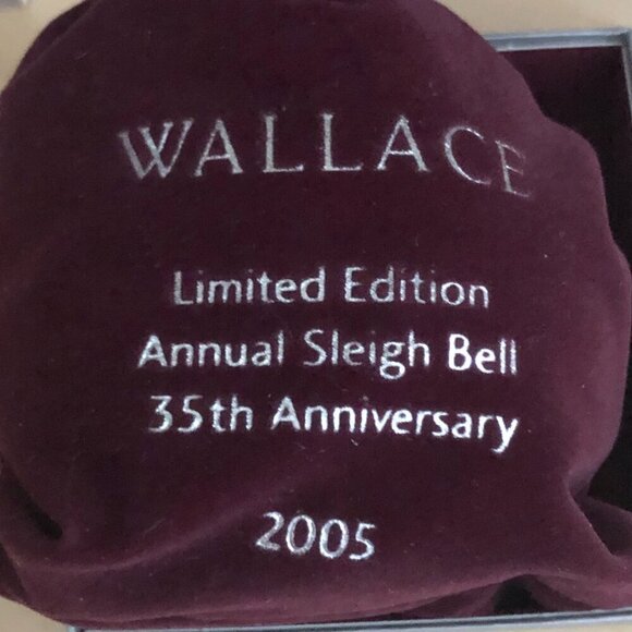 Wallace Silversmiths 2005 Silver Sleigh Bell - 35th Anniversary Edition - Picture 3 of 13